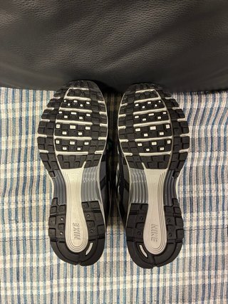 Zapatillas Nike P6000 Gris y Blanco