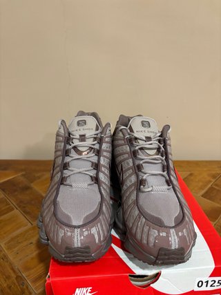 Nike Shox TL Talla 45 Marrón/Gris