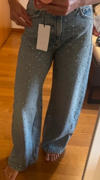 Jeans Zara con brillos