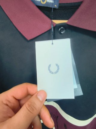 Polo Fred Perry Negro/Rojo Talla M