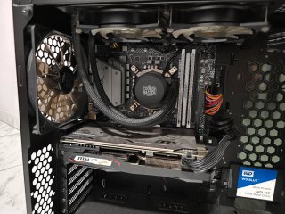 PC Gaming i7 9700K + RTX 2060