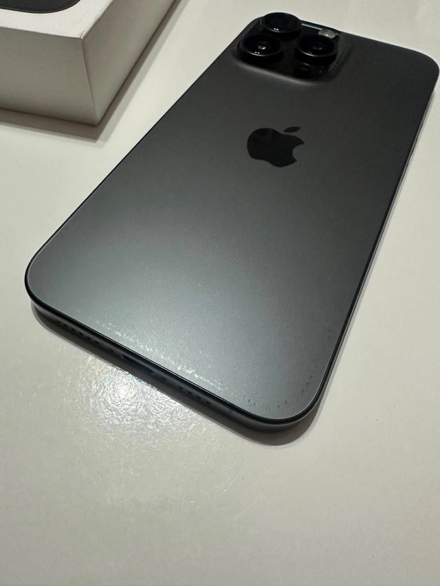 iPhone 15 Pro Max 256GB Negro Titanio