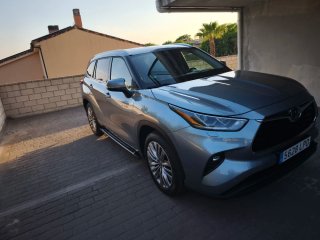 Toyota Highlander 2021
