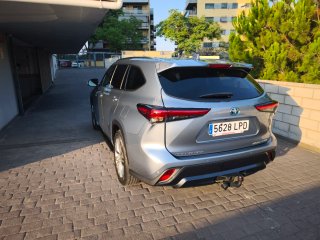 Toyota Highlander 2021