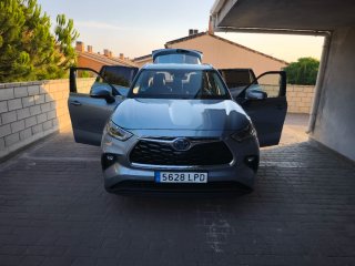 Toyota Highlander 2021