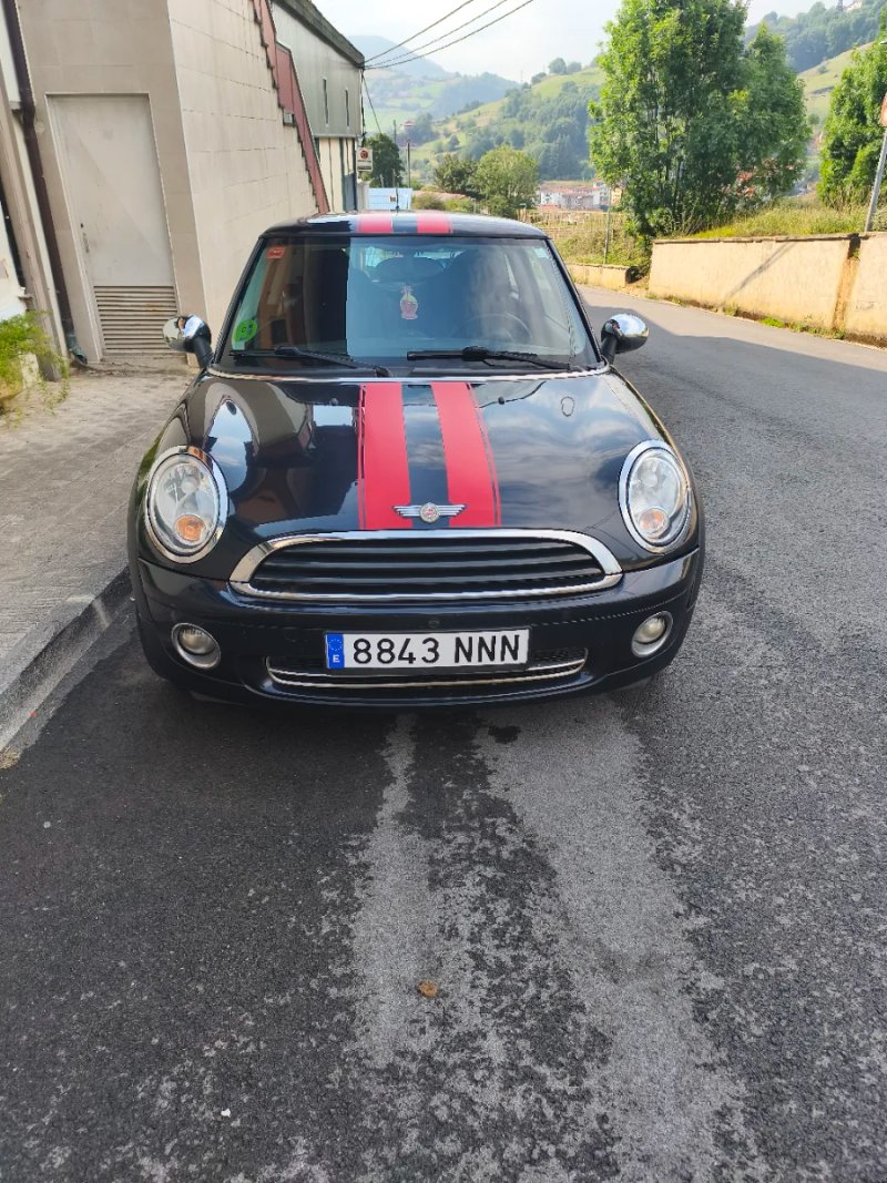 MINI Cooper 2009 - foto 1