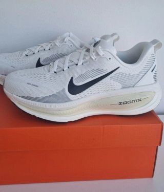 Nike Vomero 18 Zapatillas Running Hombre