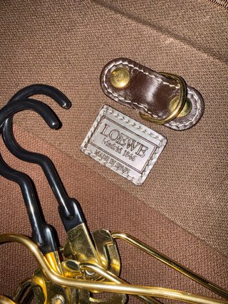 Porta Trajes Loewe Monograma Marrón
