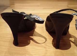 Zapatos de fiesta negros tacón fino