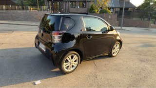 Toyota iQS