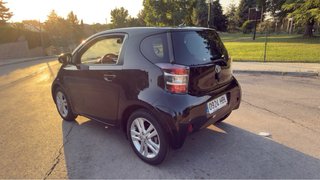 Toyota iQS