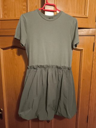 Vestido Zara verde kaki buen estado