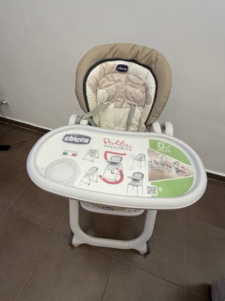 Trona Chicco Polly Progress 5