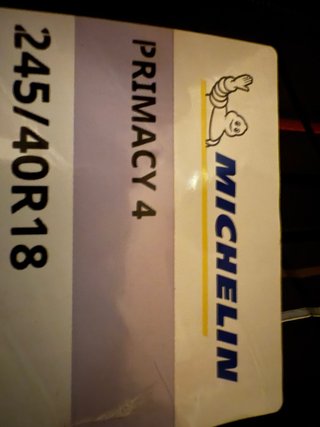 2 Neumáticos Michelin 245/40R18 93H Primacy 4