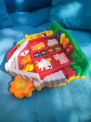 Granja musical infantil con animales