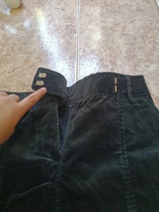Falda negra pana zara