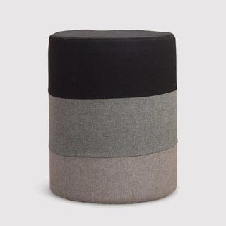 Crassula - Pouf rotondo imbottito a righe nero grigio e