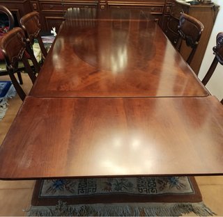 Mesa extensible con Sillas