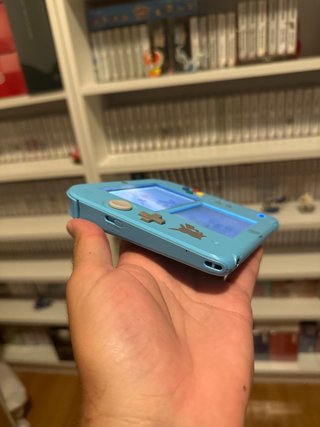 Nintendo 2Ds edición pokemon sol y luna (Completa)