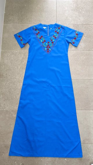 Vestido T38 Bordado Vintage Nuevo