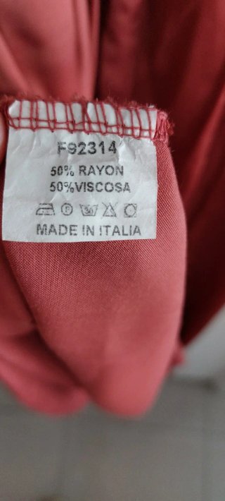 Vestido Midi. Ganchillo y raso. Tirantes finitos