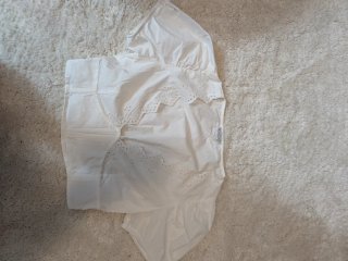 Blusa blanca bordado suizo