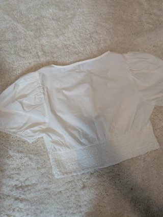 Blusa blanca bordado suizo