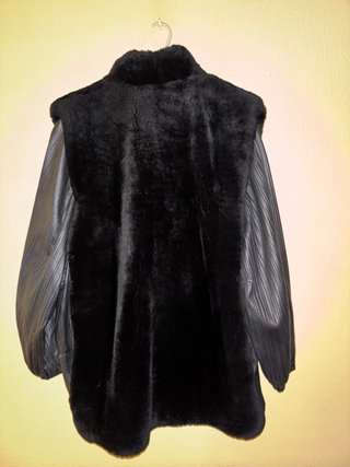 Chaquetón pelo vintage negro
