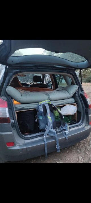Mueble camper para coche hecho a mano