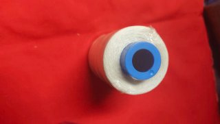 Conos de hilo para coser