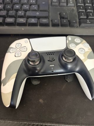 Playstation 5 Digital + 2 Mandos