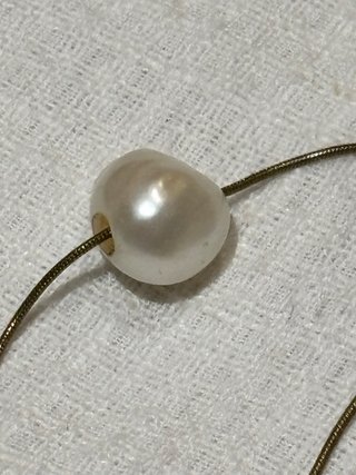 Gargantilla chapa oro perla río flotante