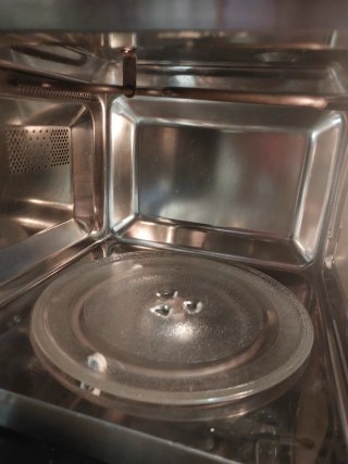 Microondas integrable Teka