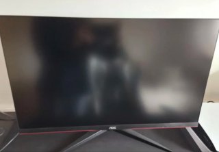 • Monitor AOC QuadHD 165Hz