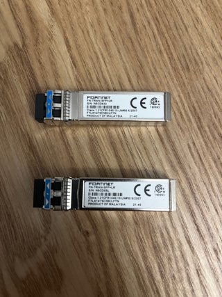 2x Fortinet FN-TRAN-SFP+ LR Transceptores 10G