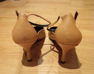 Zapatos MNG fiesta mujer mostaza