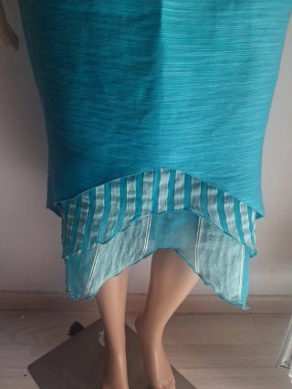 Conjunto falda y blusa azul