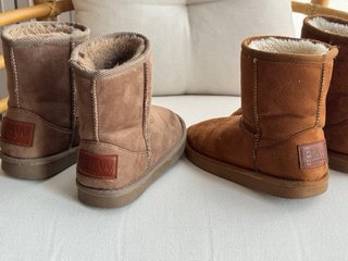 Botas australianas talla 30 repelente agua