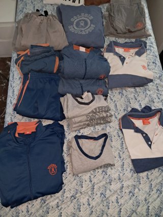Uniforme Colegio Escolapios