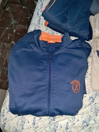 Uniforme Colegio Escolapios
