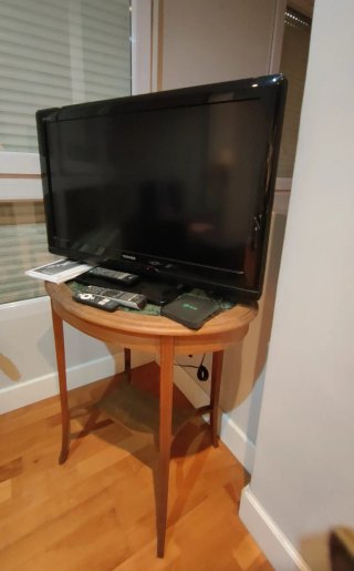 Televisor Toshiba REGZA Negro Mod 32AV555D