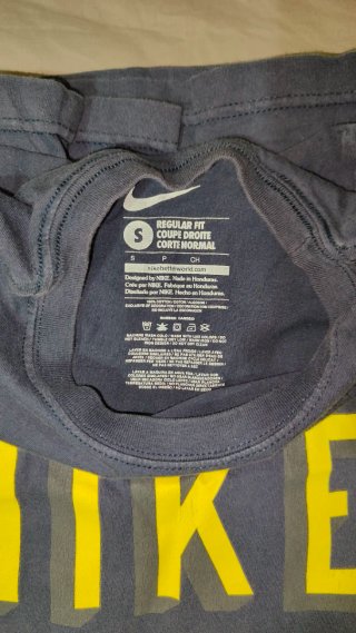 Camiseta NIKE VINTAGE azul oscuro