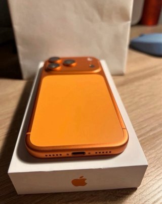 iPhone 17 Pro Naranja