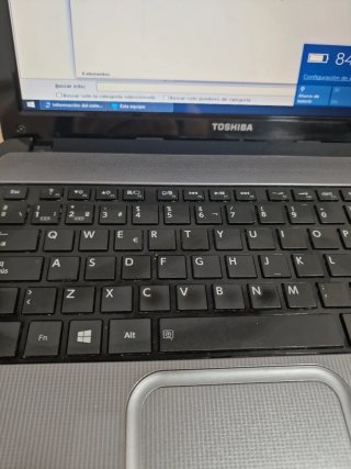 Portátil Toshiba Satellite Pro 13.3 i3