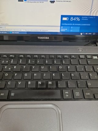 Portátil Toshiba Satellite Pro 13.3 i3