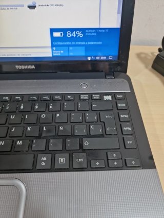Portátil Toshiba Satellite Pro 13.3 i3