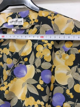 Conjunto Blusa y Falda T/46 manga corta muy versat