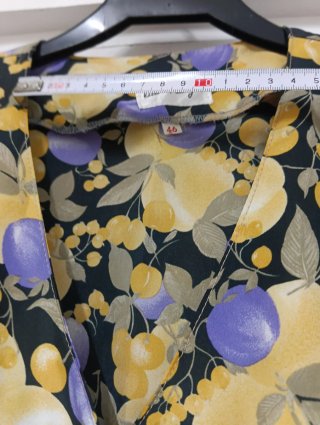 Conjunto Blusa y Falda T/46 manga corta muy versat