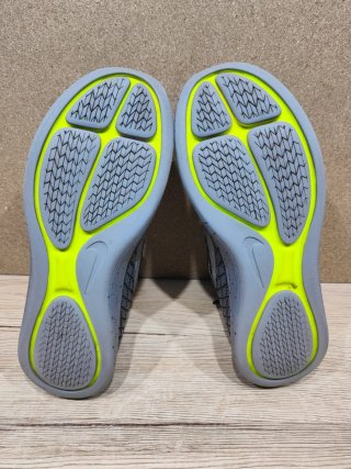 Nike LunarEpic Flyknit Shield H2O repelente 42,5