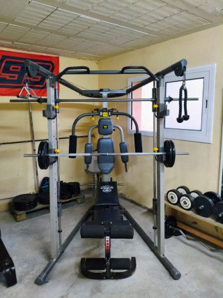Gimnasio multifuncional completo